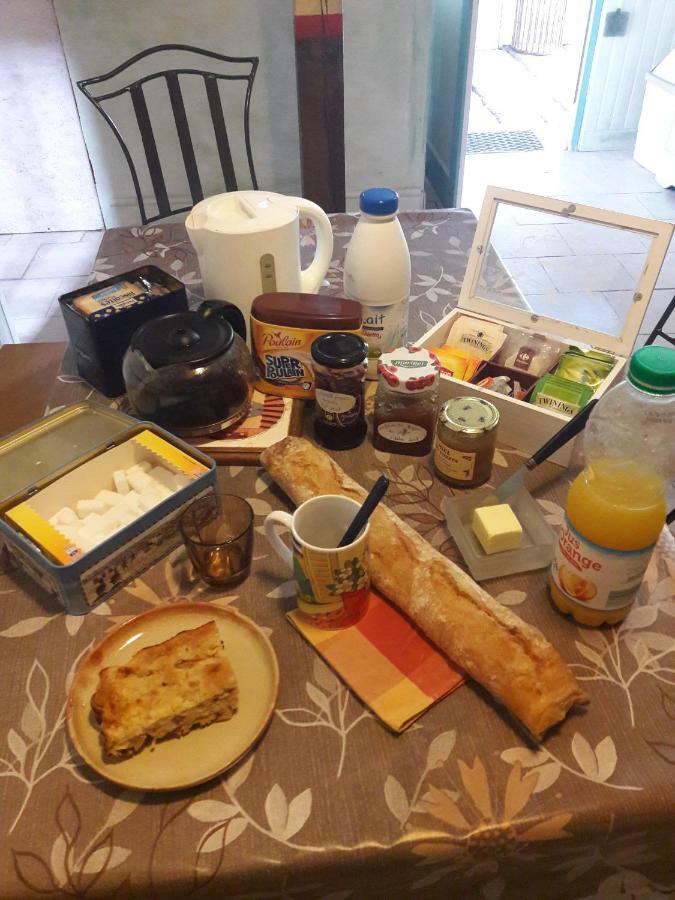 Bed and Breakfast Ferme De L'Art Rural Et Populaire Maillot Екстер'єр фото